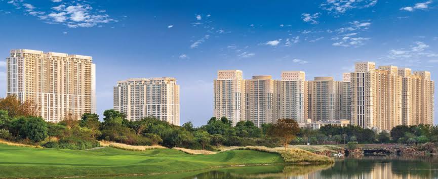 DLF The Crest
